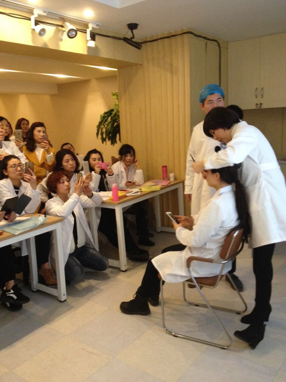 微整咨询师培训班 - 整形美容培训 - 厚学网上海