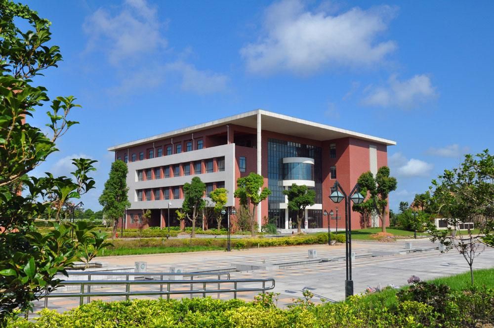 上海旅游高等专科学校
