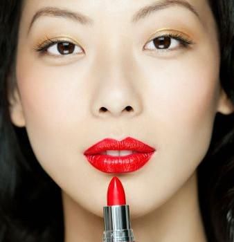 重庆专业化妆学校是哪家