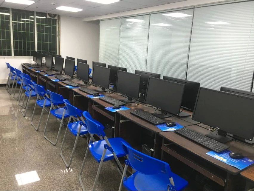 厦门市云光计算机职业培训学校第14张